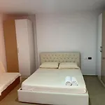 Aprtment Urbannest *