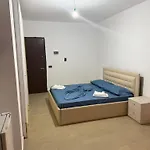 Aprtment Urbannest Apartman