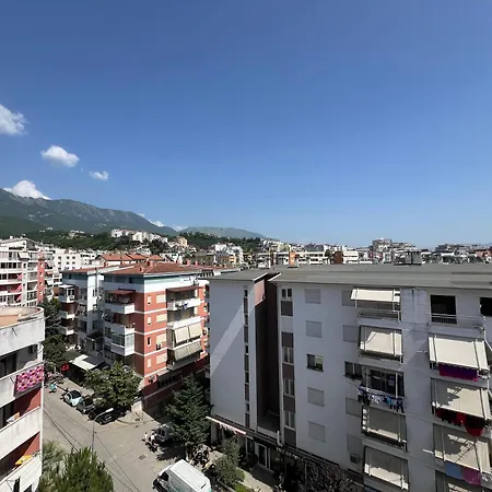 Aprtment Urbannest Apartment *