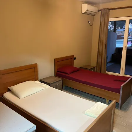 Aprtment Urbannest Apartment *