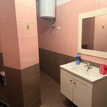 Aprtment Urbannest 티라나