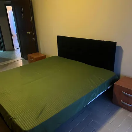 Aprtment Urbannest דירה