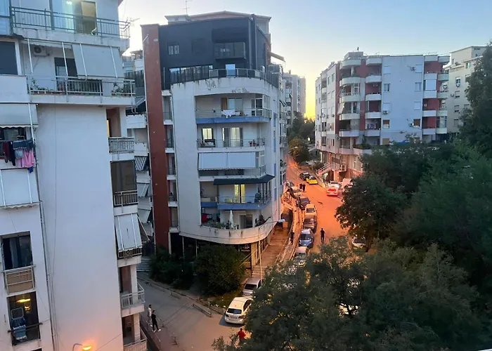 Aprtment Urbannest * Тирана