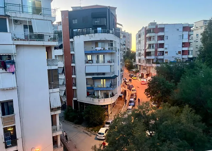 Aprtment Urbannest Тирана