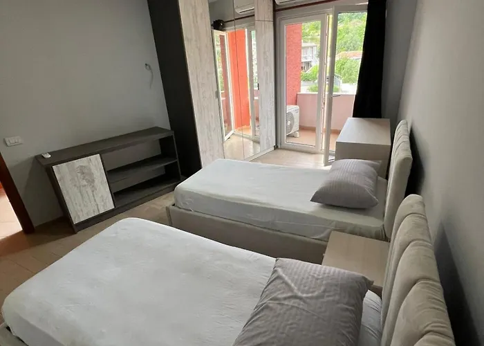 Aprtment Urbannest 公寓 地拉那