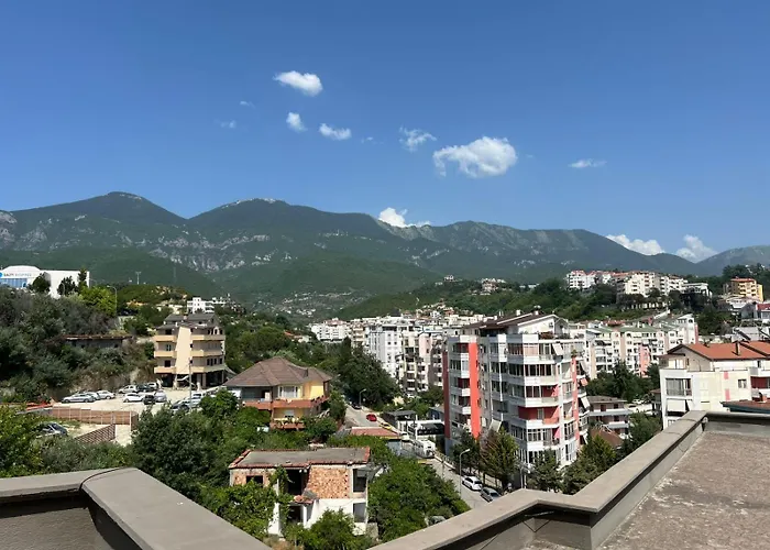 Aprtment Urbannest * Тирана