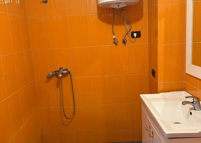 公寓 Aprtment Urbannest 地拉那