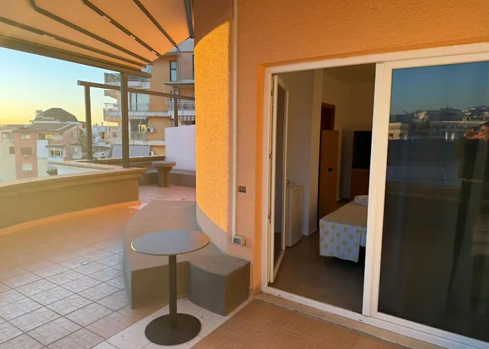 Aprtment Urbannest Тирана